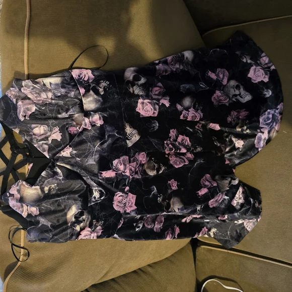 Killstar Magica Skater Dress Skulls & Roses - Picture 1 of 2